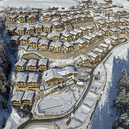 Alpesi faház Near Slopes, Sleeps 6 *
