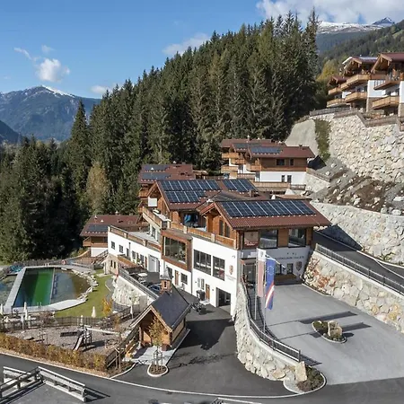 Alpstuga Near Slopes, Sleeps 6 Neukirchen am Großvenediger