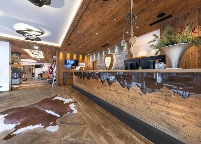 Near Slopes, Sleeps 6