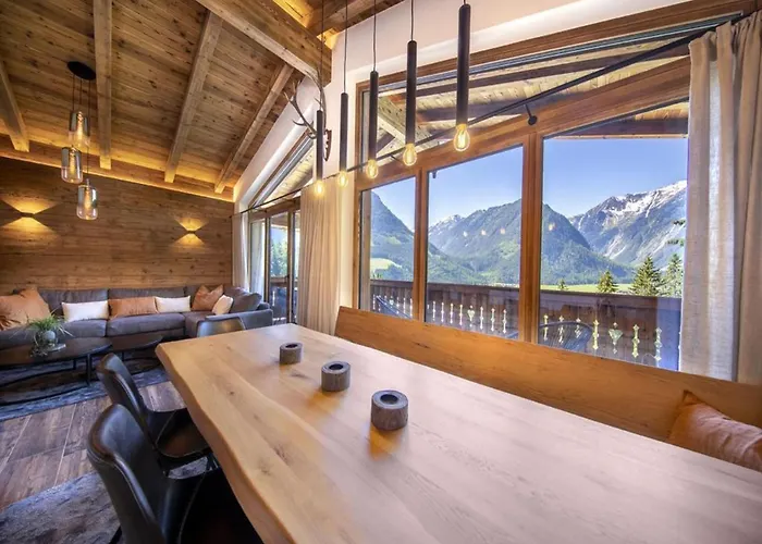 Near Slopes, Sleeps 6 Alpesi faház Neukirchen am Großvenediger