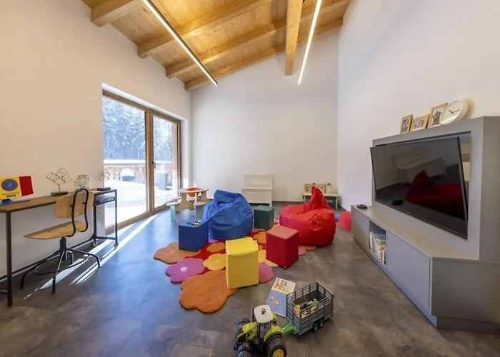 Alpesi faház Near Slopes, Sleeps 6